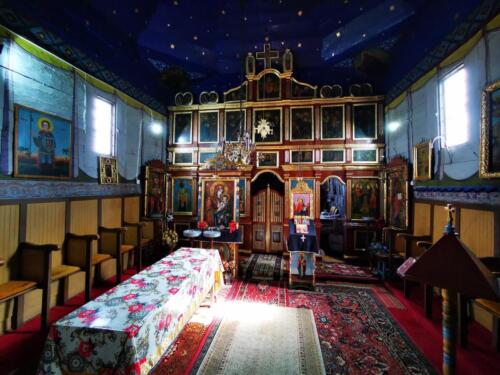Biserica de lemn din Cristesti (3)